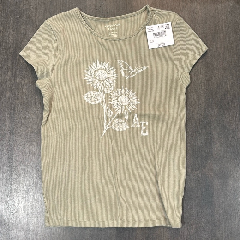 American eagle graphic tiny tee